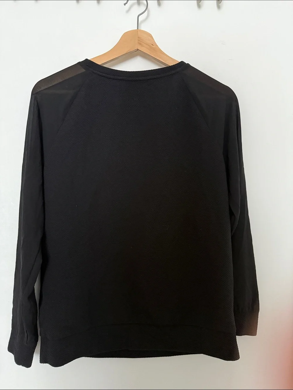 Black crewneck textured top with sheer sleeves - size S/P